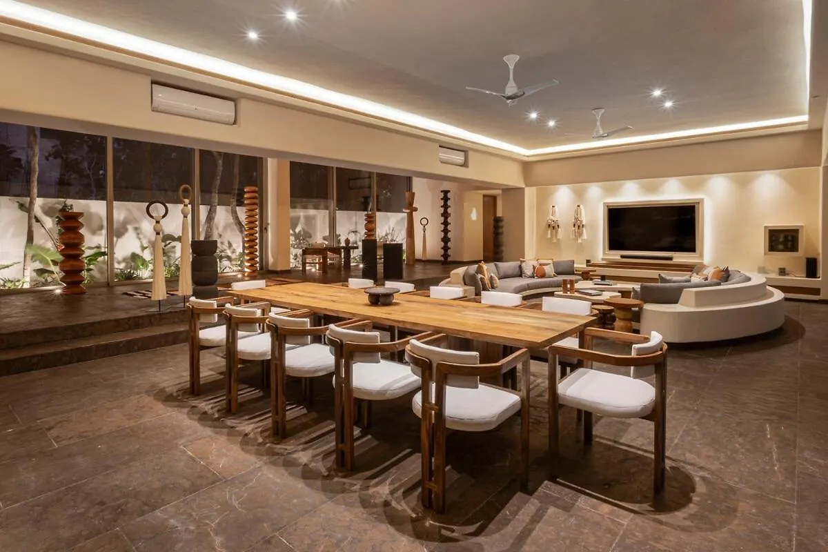 Villa With Premium Service - Cook, Butler & Driver Included In Luxury Aldea Zama Tulum