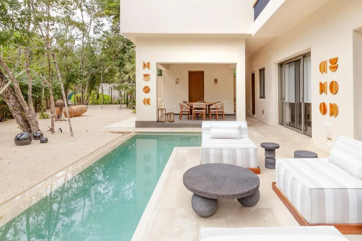 Villa With Premium Service - Cook, Butler & Driver Included In Luxury Aldea Zama Tulum