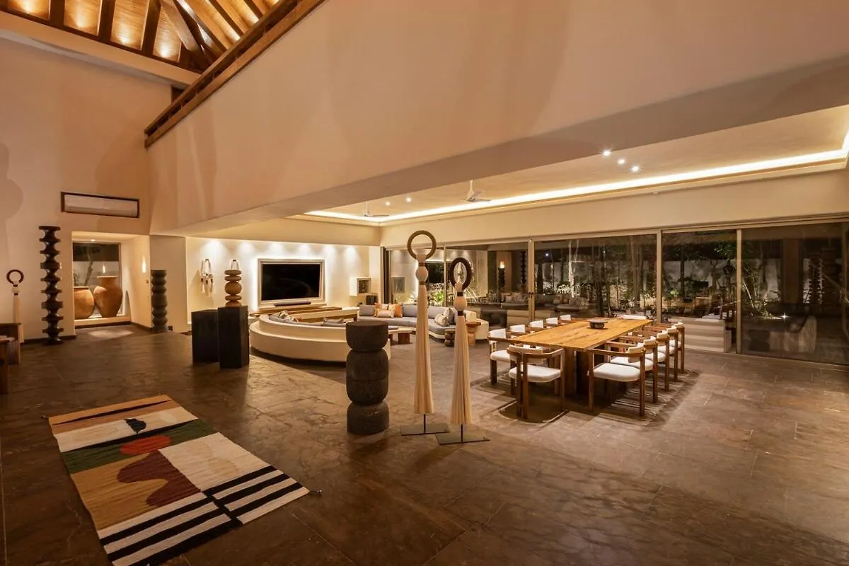 Villa With Premium Service - Cook, Butler & Driver Included In Luxury Aldea Zama Tulum