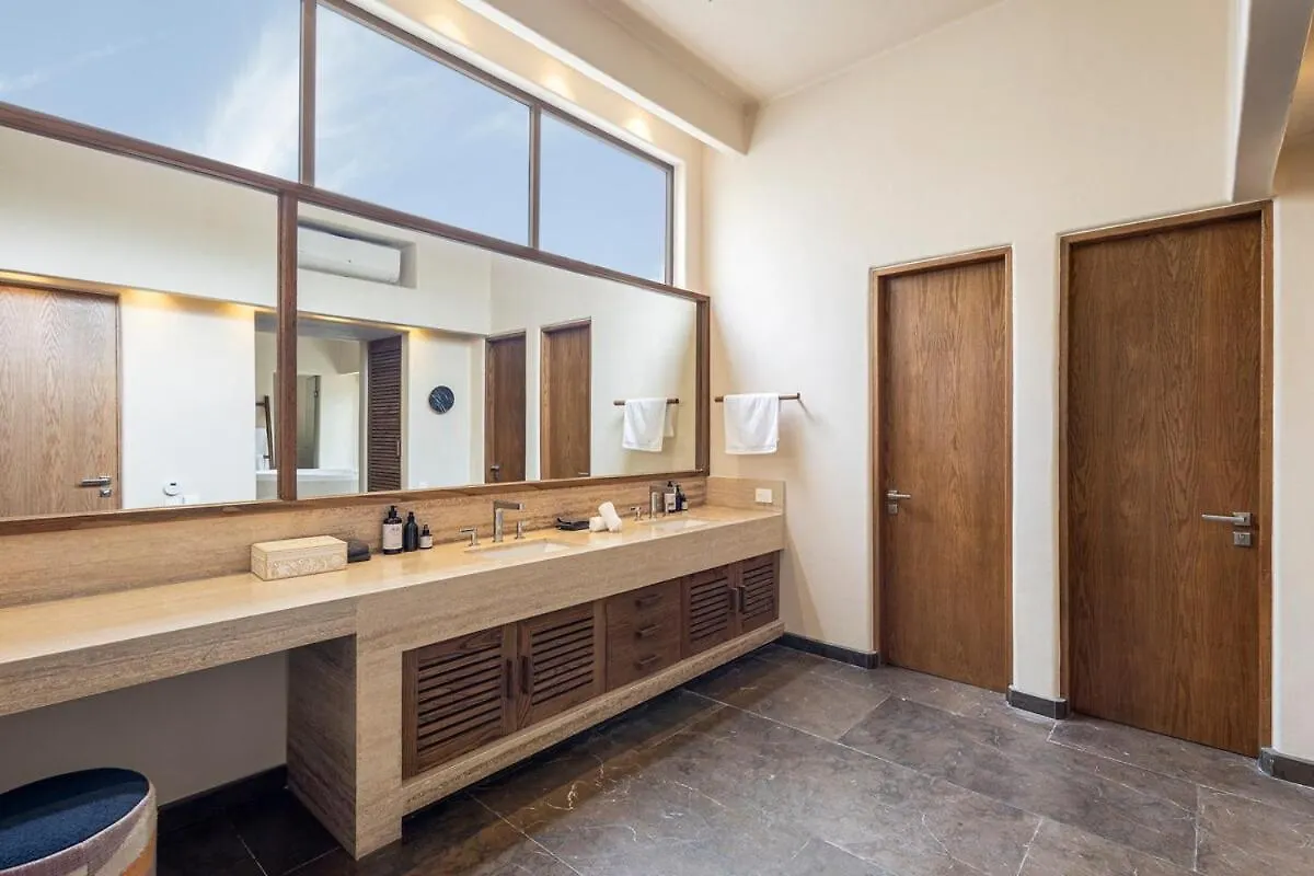 Villa With Premium Service - Cook, Butler & Driver Included In Luxury Aldea Zama Tulum 0*,  México